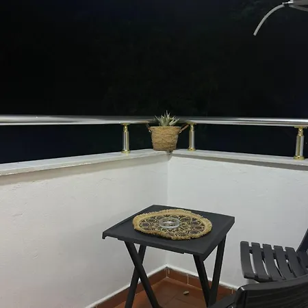 Haven By The Sea Apartment *